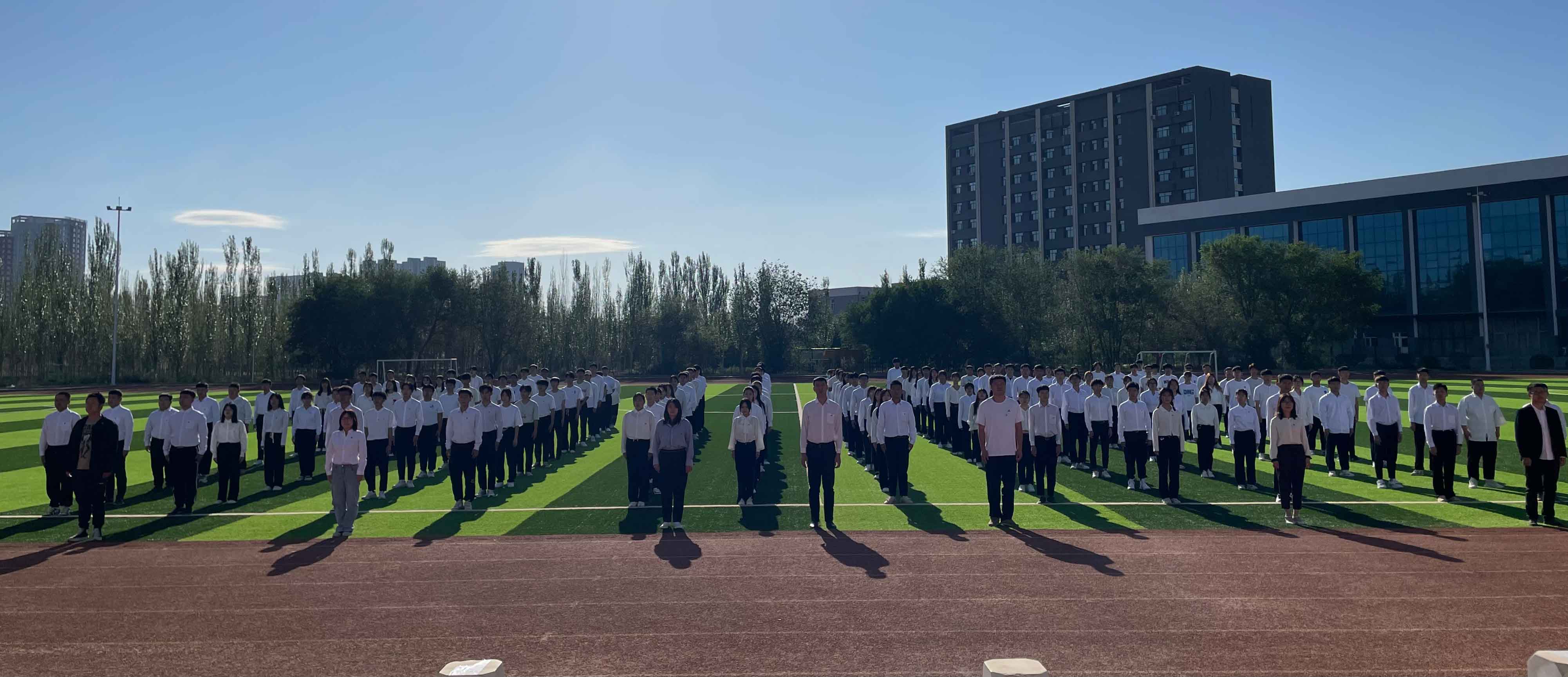 大合影.jpg